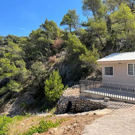 Alone Villa
